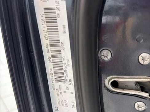 Used 2017 RAM 1500 ST w/ SXT Appearance Group image 13