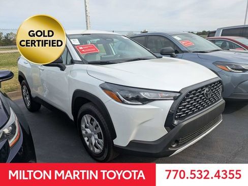 Used 2024 Toyota Corolla Cross L image 2