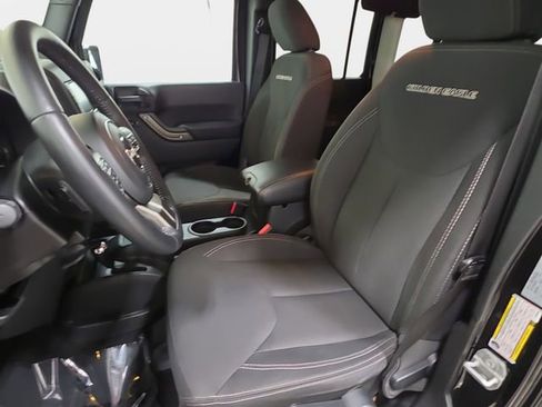 Used 2018 Jeep Wrangler Unlimited Sport image 13