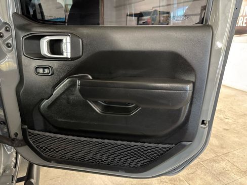 Used 2022 Jeep Wrangler Unlimited Sport AWD/4WD image 59