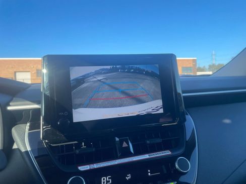 Used 2025 Toyota Corolla LE image 17