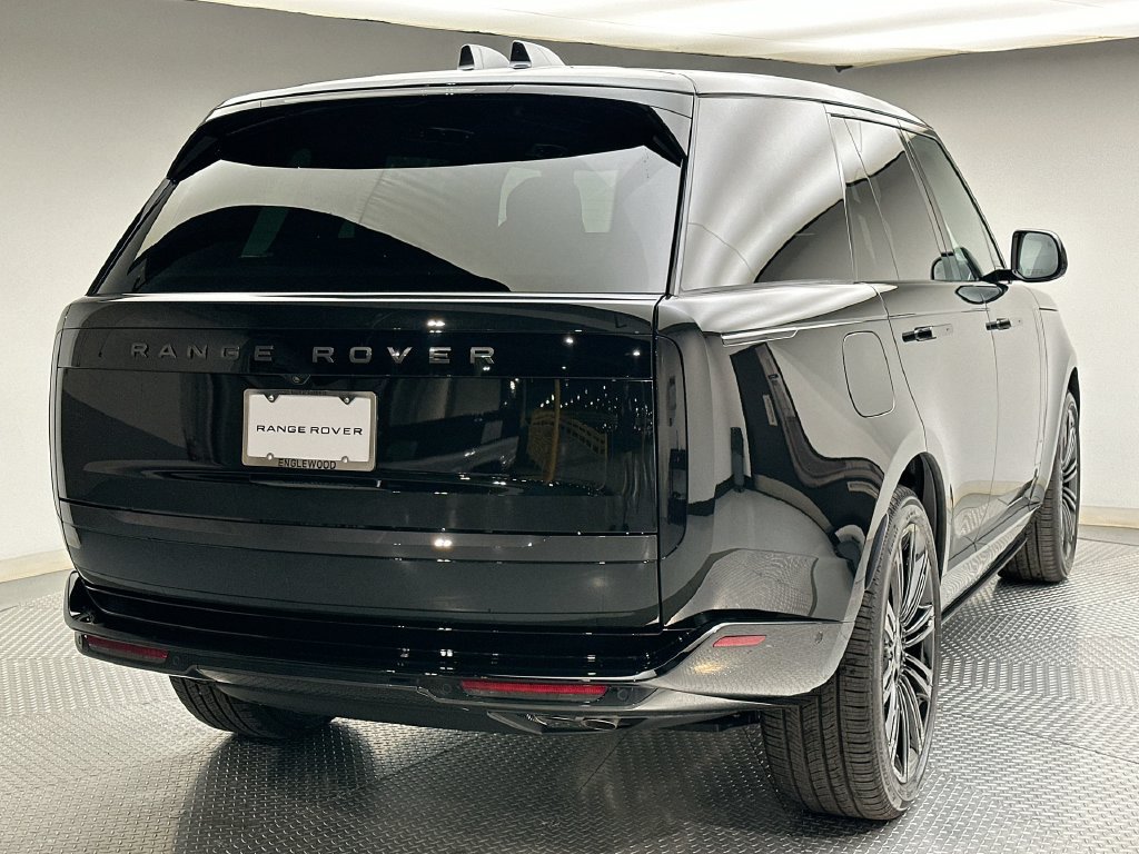 New 2027 Land Rover Range Rover SE AWD/4WD image 3