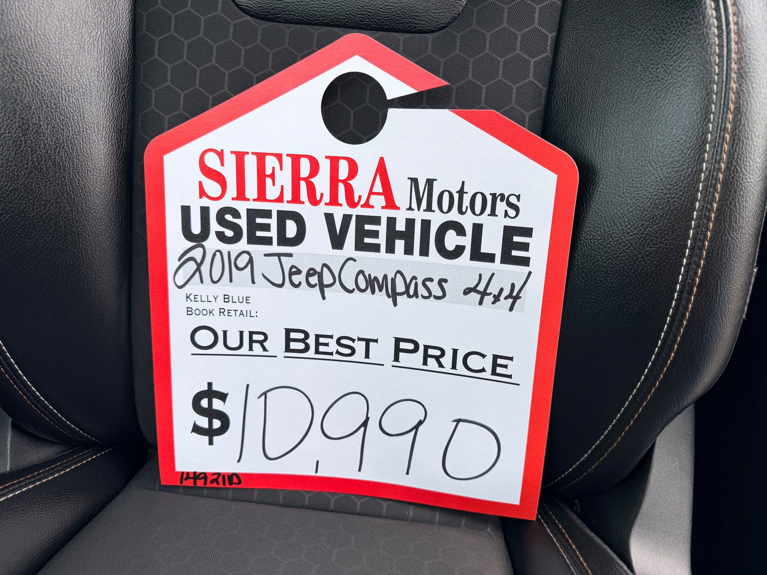 Used 2019 Jeep Compass Latitude w/ Popular Equipment Group AWD/4WD image 10