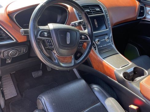 Used 2020 Lincoln Nautilus Black Label w/ Class II Trailer Tow Package image 7