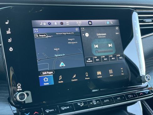 Used 2024 Jeep Wagoneer Series II w/ Flexible Seating Group image 32