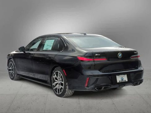New 2025 BMW 760i xDrive w/ Executive Package image 6