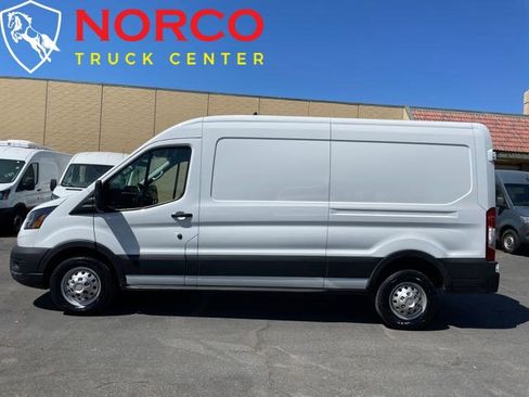 Used 2021 Ford Transit 250 Medium Roof AWD w/ Interior Upgrade Package image 26
