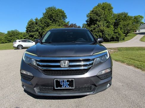 Used 2016 Honda Pilot Touring image 7