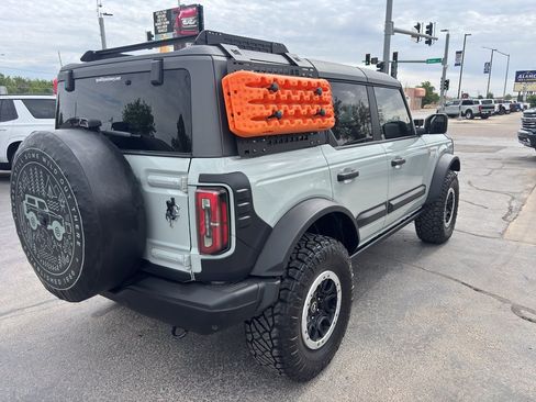 Used 2024 Ford Bronco Badlands w/ Sasquatch Package AWD/4WD image 6