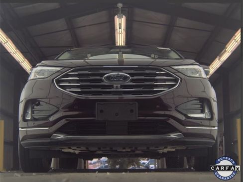 Used 2019 Ford Edge Titanium w/ Equipment Group 301A image 7
