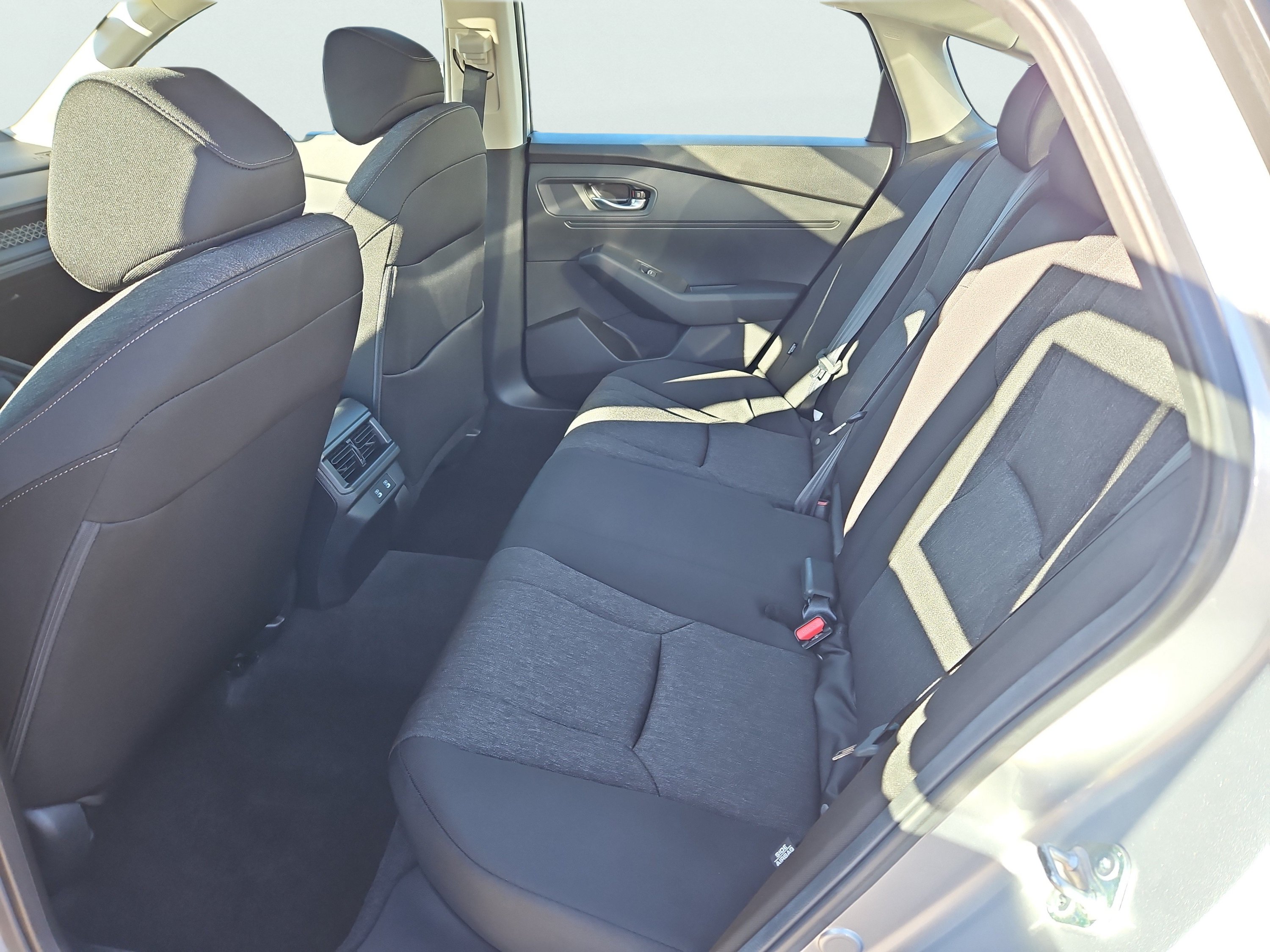 Certified 2025 Honda Accord SE image 32