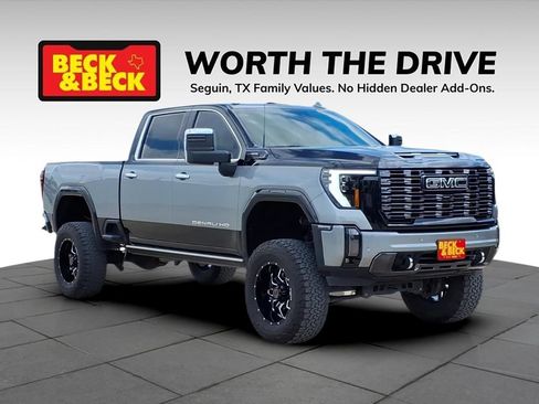 Used 2024 GMC Sierra 2500 Denali Ultimate AWD/4WD image 3