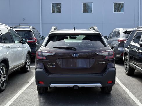 Used 2025 Subaru Outback Limited w/ Popular Package #2 image 5