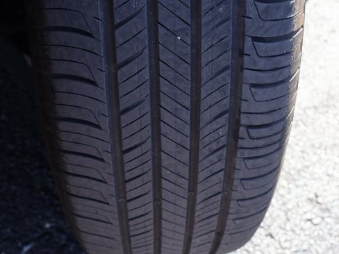 Used 2025 Honda CR-V Sport-L image 10