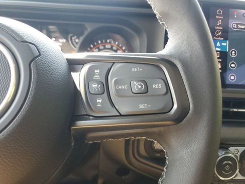 New 2025 Jeep Gladiator Sport image 26