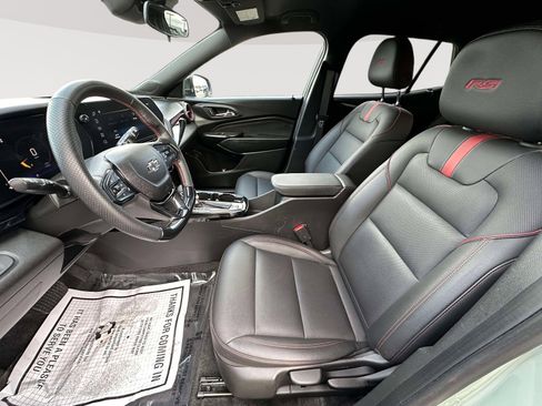 Certified 2024 Chevrolet Trax RS w/ Driver Confidence Package image 24