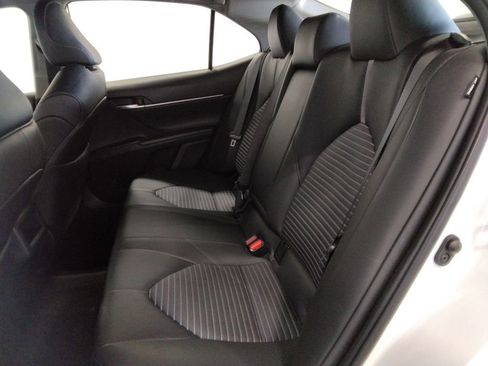 Used 2024 Toyota Camry SE image 31