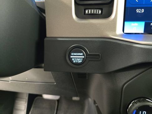 New 2026 Ford Bronco Outer Banks AWD/4WD image 33