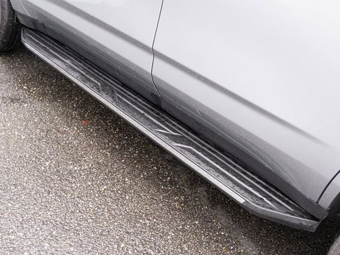 Used 2025 Chevrolet Tahoe Premier w/ Sun And Tow Package image 32