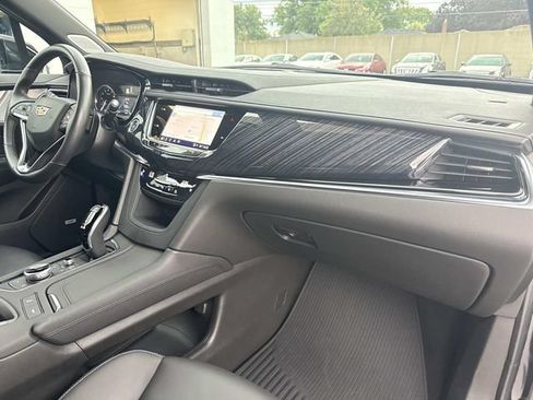 Certified 2024 Cadillac XT6 Premium Luxury AWD/4WD image 21