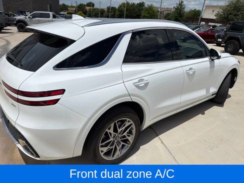 Used 2025 Genesis GV70 2.5T w/ Advanced Package AWD/4WD image 3