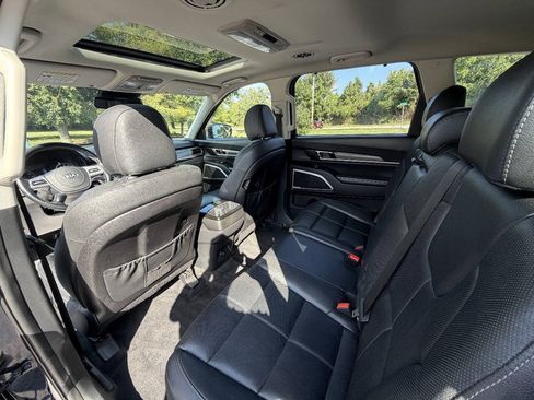 Used 2021 Kia Telluride EX AWD/4WD image 7