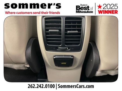 Used 2018 Ford Escape Titanium w/ Ford Safe & Smart Package AWD/4WD image 24