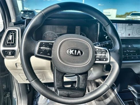 Used 2021 Kia Sorento EX w/ EX AWD X-Line Package image 11