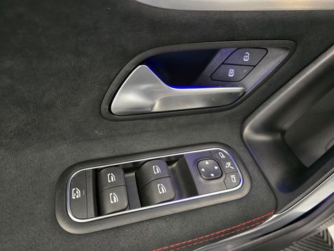 Certified 2025 Mercedes-Benz CLA 250 4MATIC image 30