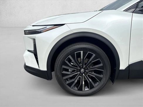 New 2026 Toyota C-HR AWD/4WD image 11