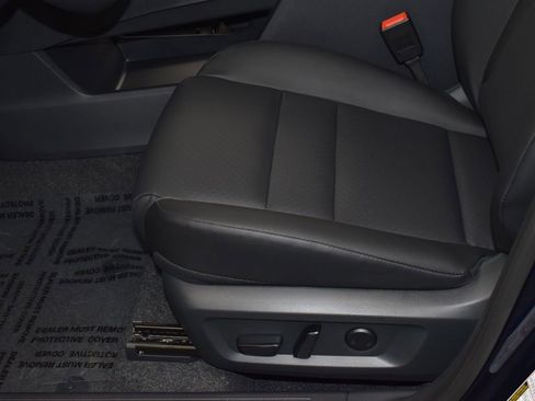 New 2026 Nissan Rogue SV w/ SV Premium Package image 17