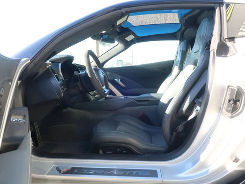 Used 2017 Chevrolet Corvette Z06 RWD image 16