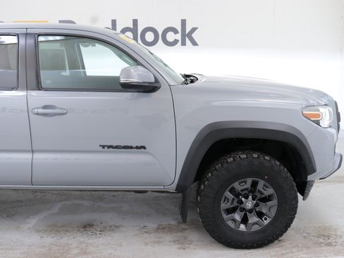 Used 2021 Toyota Tacoma SR5 image 11