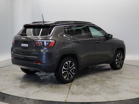 Certified 2022 Jeep Compass Limited image 6