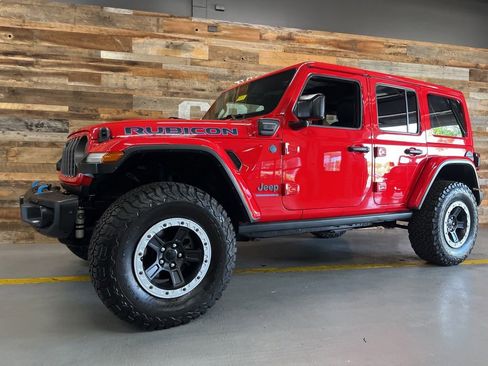 Used 2024 Jeep Wrangler Unlimited Rubicon 4xe AWD/4WD image 20