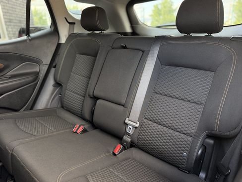 Used 2021 GMC Terrain SLE w/ Driver Convenience Package AWD/4WD image 19