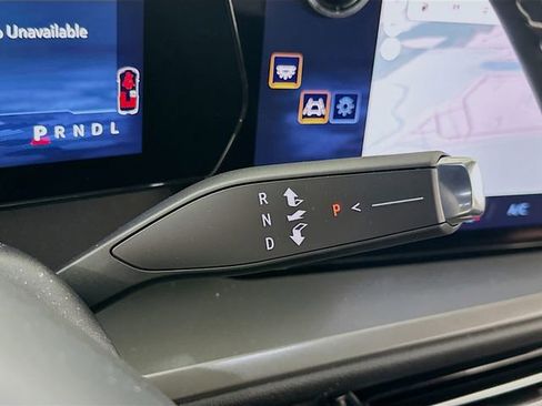 New 2026 Chevrolet Traverse LT image 17