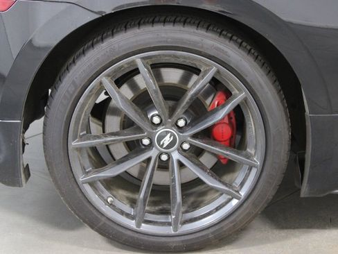 Used 2024 Nissan Z Performance w/ Floor Mat Package image 12