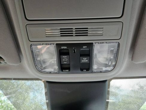 Certified 2024 Honda Odyssey EX-L image 22