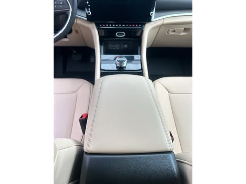 Used 2026 Jeep Grand Cherokee Limited w/ MOPAR Finishing Package RWD image 12