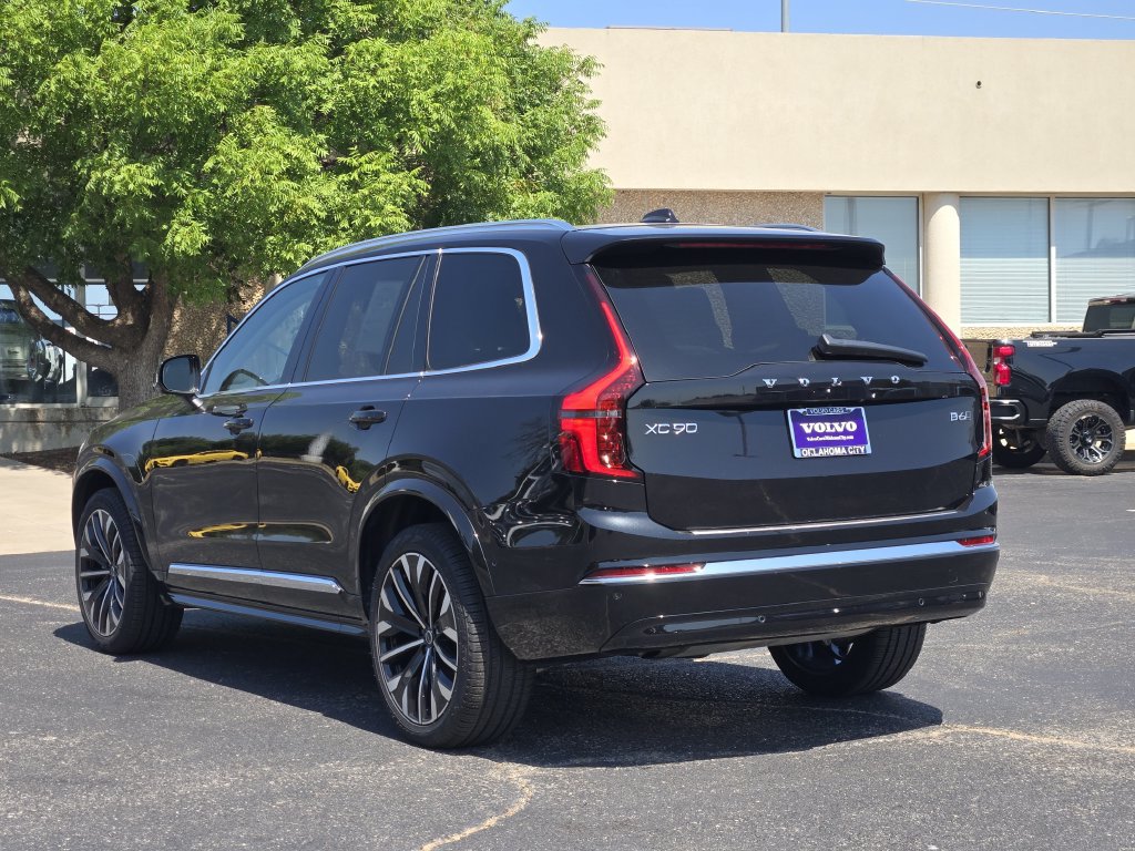 Used 2026 Volvo XC90 B6 Plus w/ Protection Package Premier AWD/4WD image 4