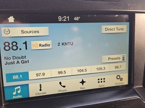 Used 2016 Ford F150 Platinum w/ Equipment Group 701A Luxury image 17