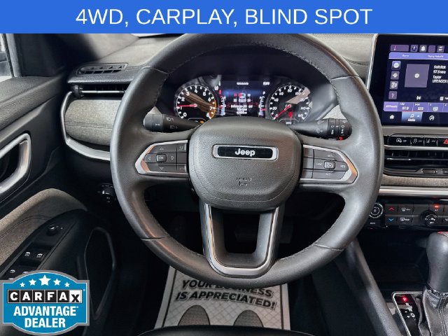 Used 2023 Jeep Compass Latitude AWD/4WD image 11