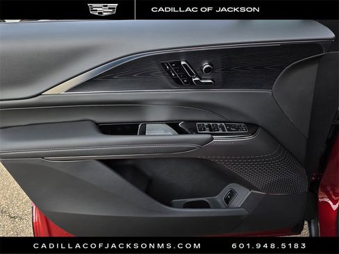 New 2026 Cadillac Lyriq Sport image 17