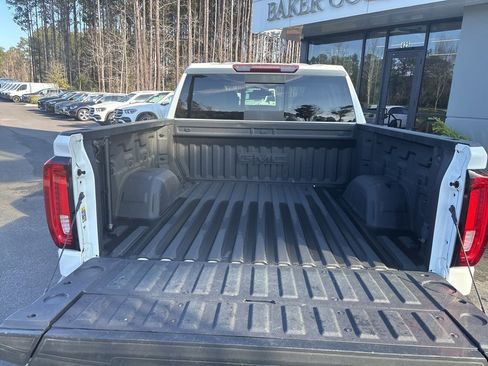 Used 2020 GMC Sierra 1500 SLT w/ SLT Premium Plus Package image 18