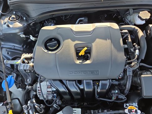 Used 2023 Kia Forte GT-Line w/ GT-Line Premium Package FWD image 17