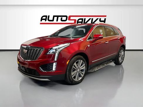 Used 2024 Cadillac XT5 Premium Luxury AWD/4WD image 3