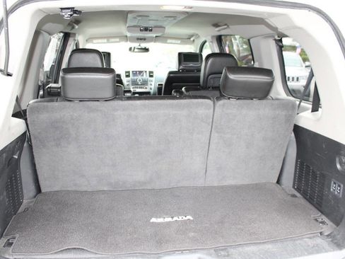 Used 2015 Nissan Armada Platinum w/ 2nd Row Captain Seat Package image 28