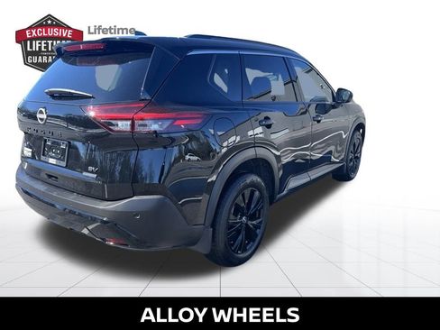 Certified 2023 Nissan Rogue SV w/ SV Premium B Package image 7