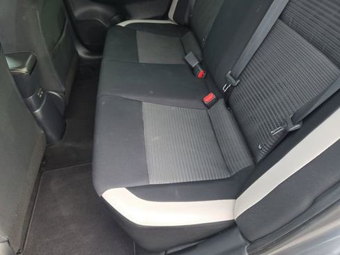 Used 2020 Nissan Versa SV w/ Trunk Package image 25